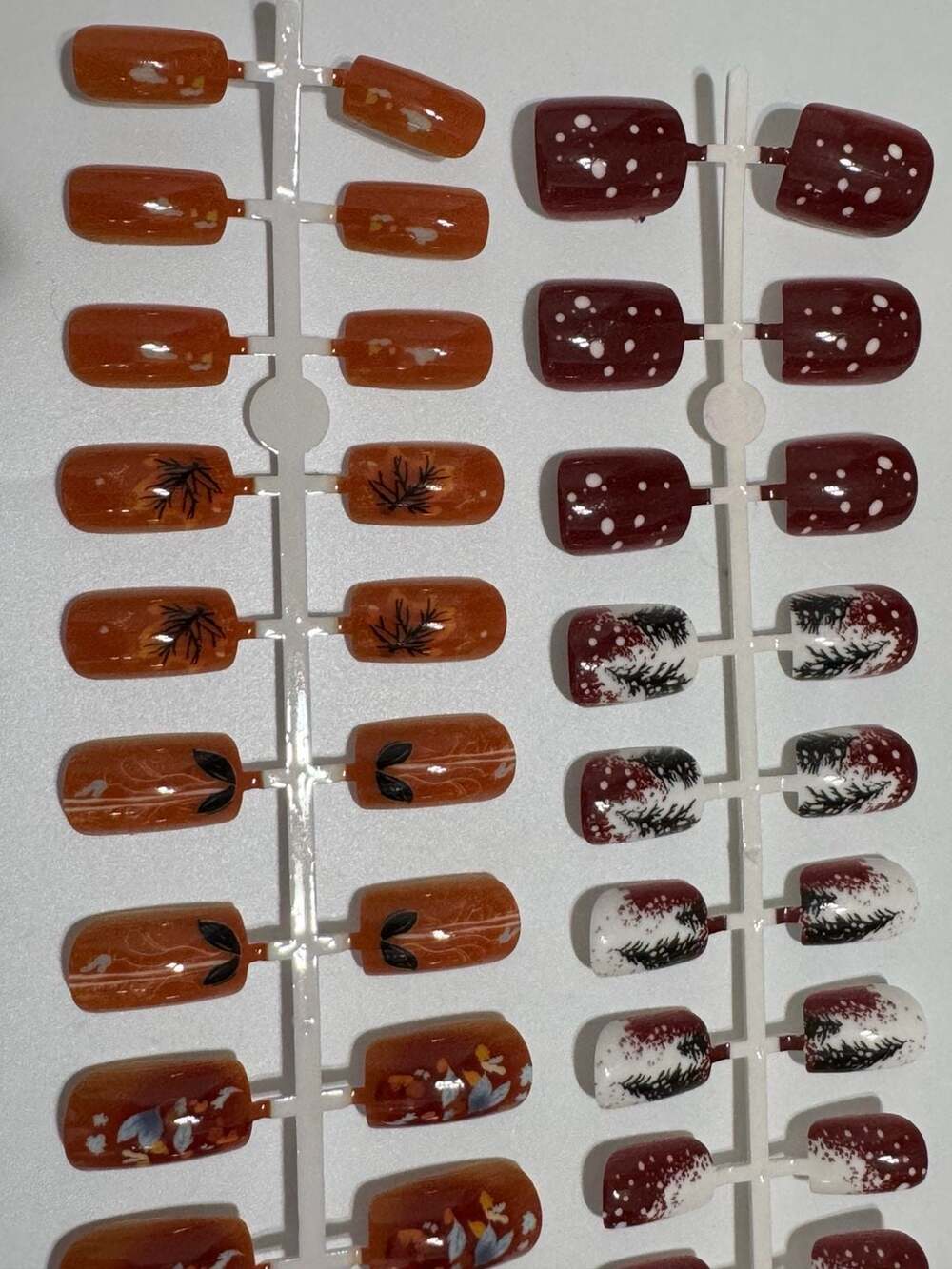 Generic Fall And Winter Press On Nails Set - Picture 2 of 6